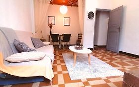 Appartement Spacieux Et Agreable